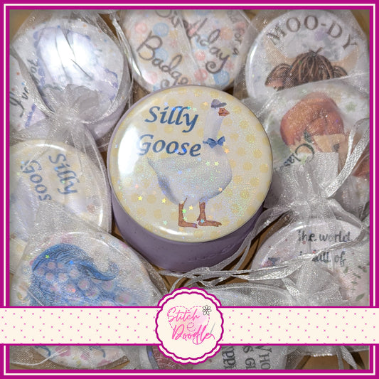 Button Badge. Silly Goose - Comical.