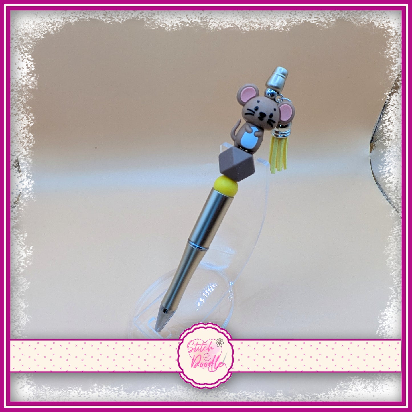Tiddle Mouse Handmade Beaded Pen with Tassel - Ideal Gift