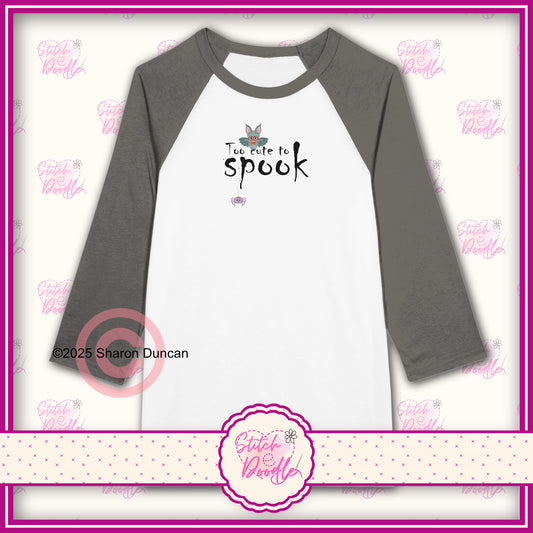 Too Cute To Spook - Unisex 3/4 sleeve Raglan T-shirt