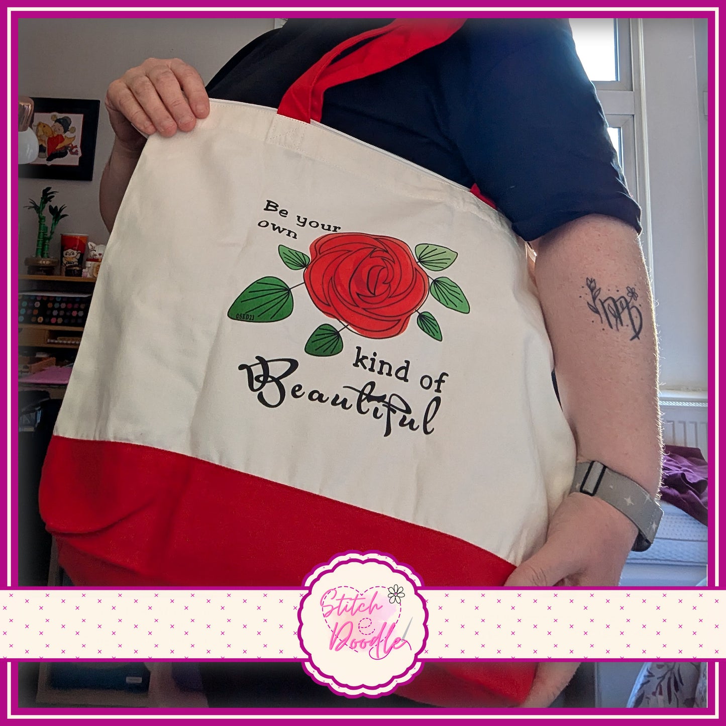 *LAST ONE*  Nouveau Rose zipped tote bag.  Large Shopper.